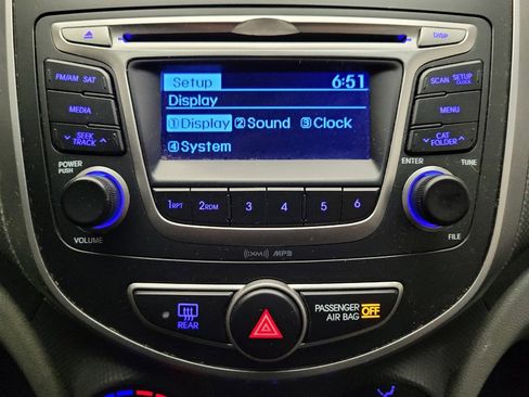 Used 2016 Hyundai Accent SE FWD image 25