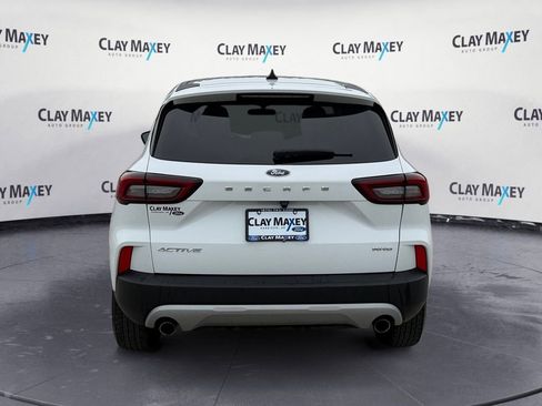 Used 2025 Ford Escape Active AWD/4WD image 4