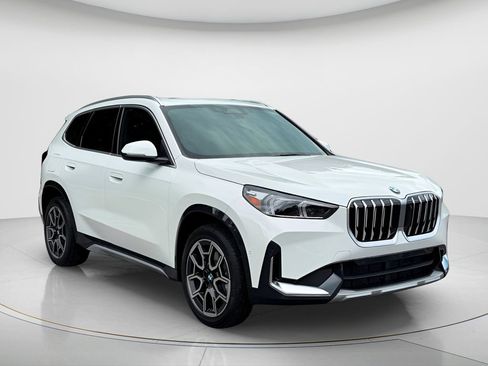 New 2026 BMW X1 xDrive28i w/ Convenience Package AWD/4WD image 3
