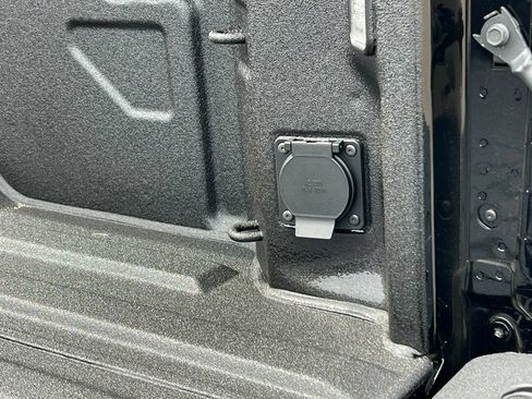 New 2026 GMC Sierra 3500 Denali Ultimate AWD/4WD image 11