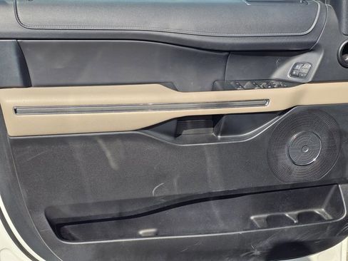 Used 2022 Ford Expedition Max XLT RWD image 15