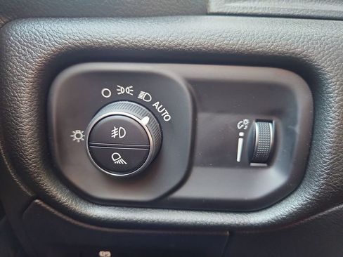 New 2026 RAM 1500 Big Horn AWD/4WD image 18