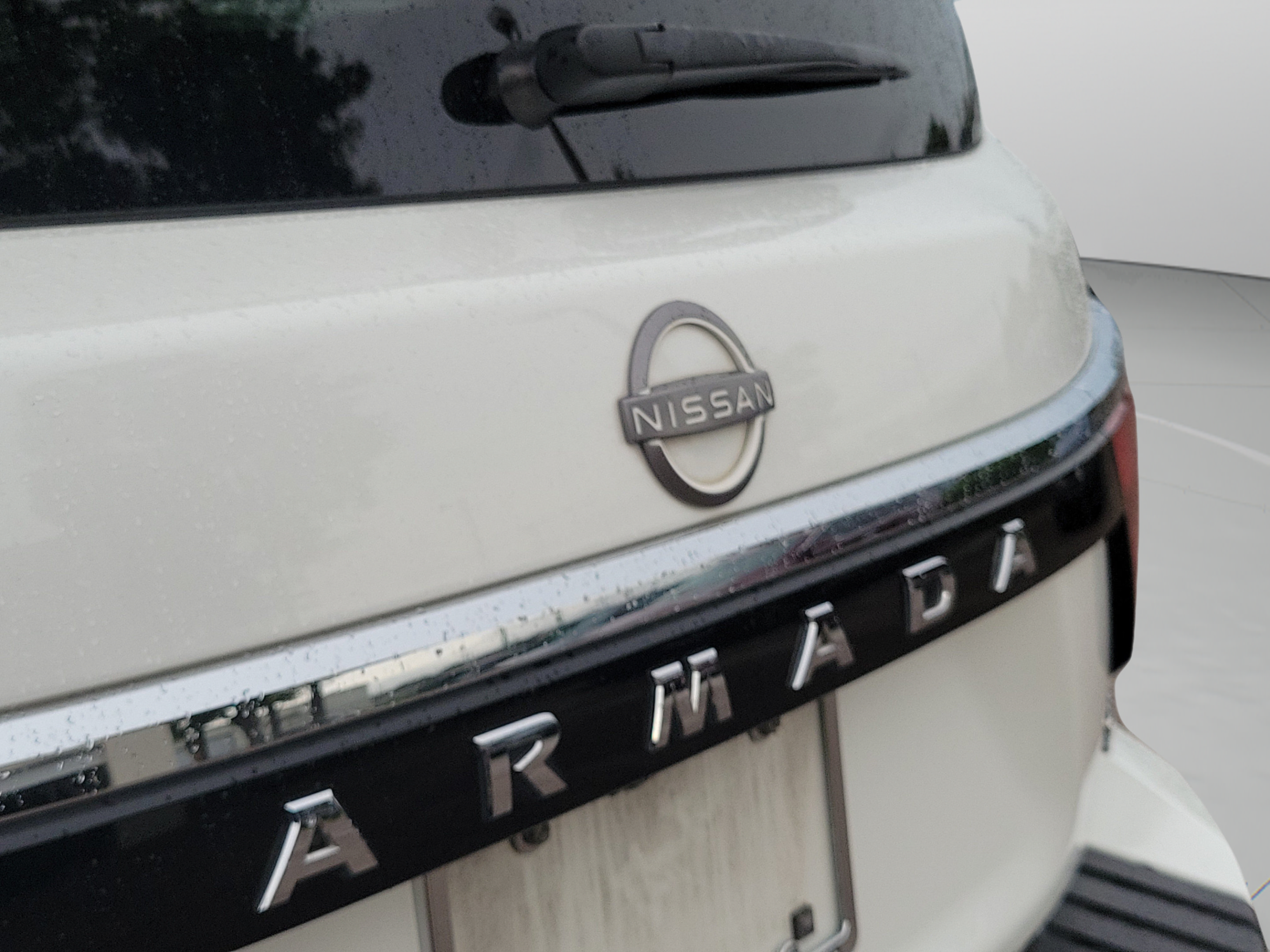Used 2021 Nissan Armada SL w/ Captain's Chairs Package RWD image 10