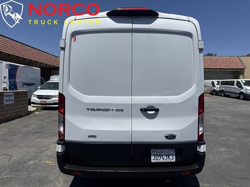 Used 2023 Ford Transit 250 Medium Roof AWD w/ Load Area Protection Package image 7