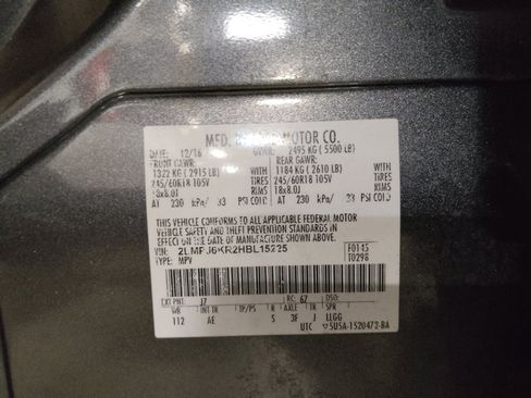 Used 2017 Lincoln MKX Select w/ Select Plus Package FWD image 33