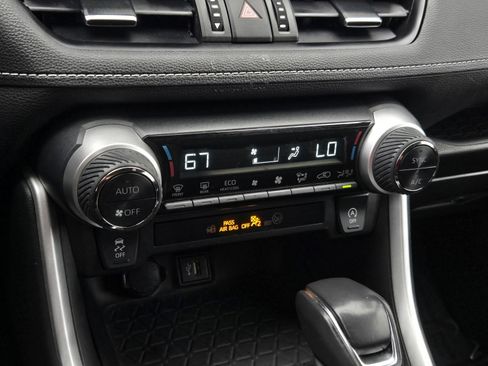 Certified 2023 Toyota RAV4 XLE Premium image 19