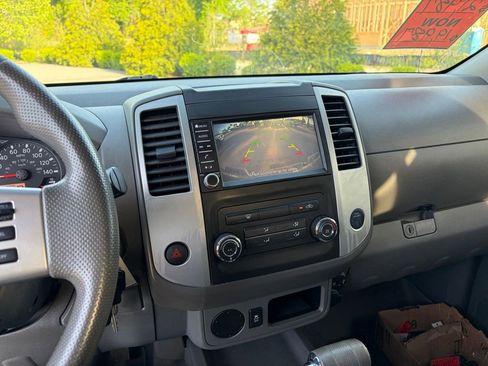 Used 2019 Nissan Frontier SV RWD image 20
