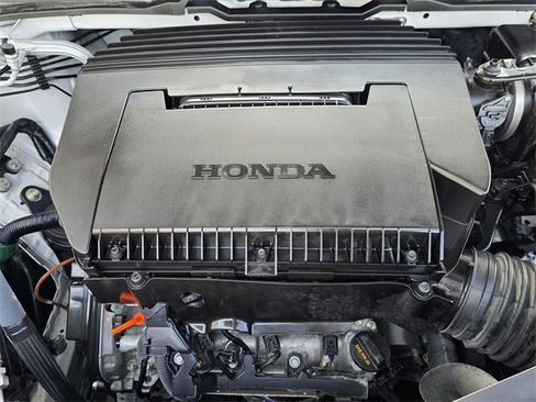 Used 2025 Honda Pilot Elite image 23