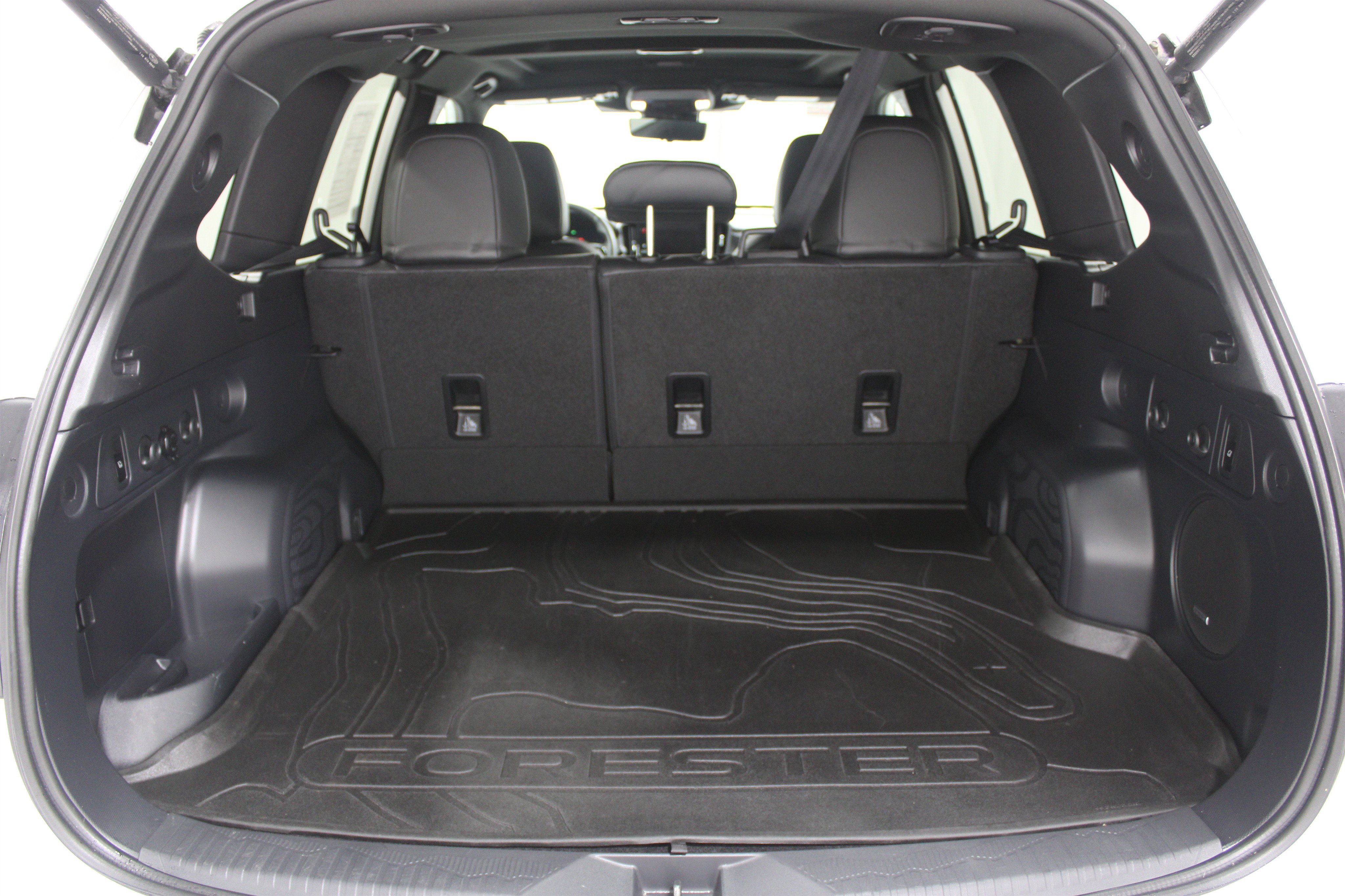 Certified 2026 Subaru Forester Touring AWD/4WD image 30