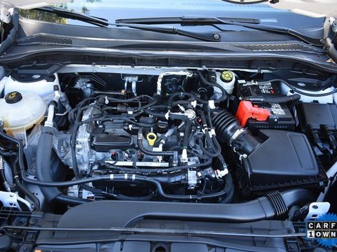 Used 2022 Ford Escape SE w/ Cold Weather Package image 10