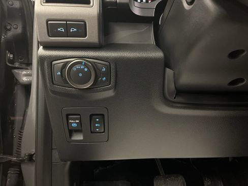 Used 2020 Ford F150 Raptor w/ Equipment Group 802A Luxury image 15