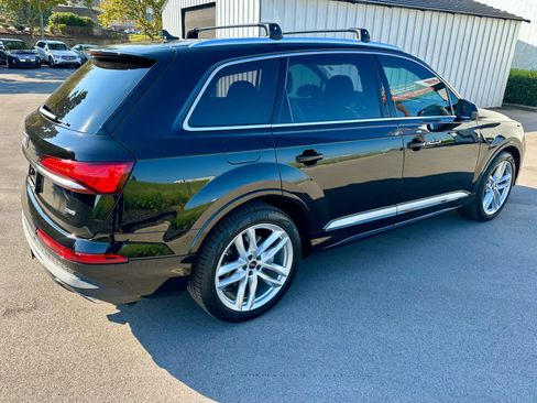 Used 2025 Audi Q7 3.0T Premium Plus w/ Premium Plus Package AWD/4WD image 5