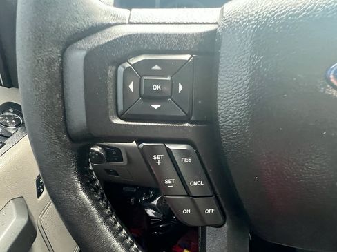 Used 2017 Ford F150 XLT w/ Equipment Group 302A Luxury RWD image 20