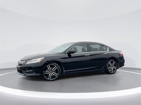 Used 2016 Honda Accord Touring image 1
