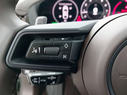 New 2026 Porsche Panamera 4 image 19