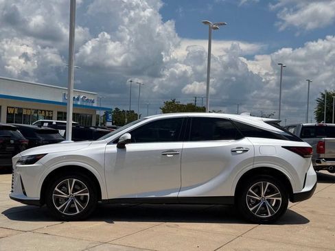 Used 2024 Lexus RX 350 FWD w/ Technology Package image 8