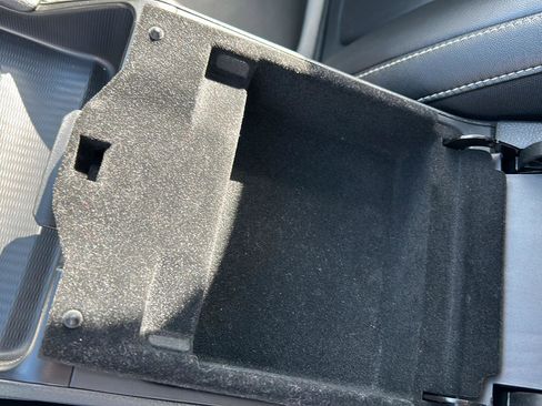 Used 2024 Jeep Grand Cherokee Limited image 20