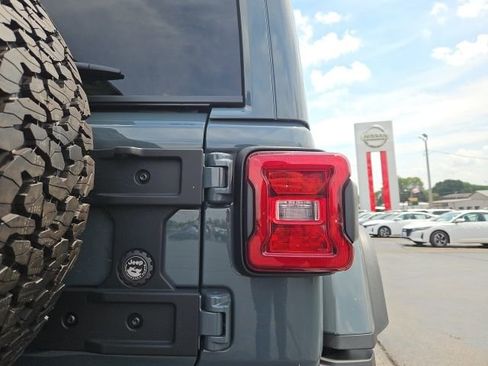 New 2025 Jeep Wrangler Unlimited Rubicon 392 image 13