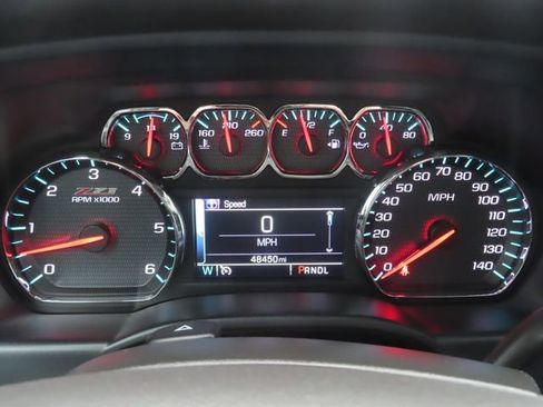 Used 2018 Chevrolet Silverado 1500 LT w/ Redline Edition AWD/4WD image 32