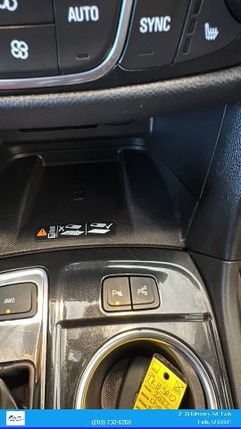 Used 2022 Chevrolet Equinox Premier AWD/4WD image 25