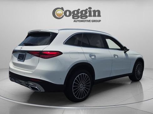 Used 2025 Mercedes-Benz GLC 300 image 5