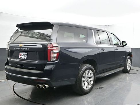 Used 2023 Chevrolet Suburban Premier AWD/4WD image 9