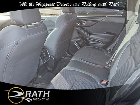 Used 2022 Subaru Forester Premium image 17