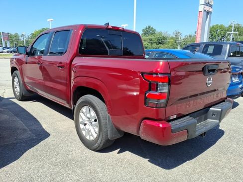 Certified 2023 Nissan Frontier SV w/ SV Premium Package RWD image 4