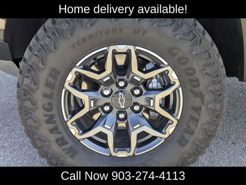 Used 2023 Chevrolet Colorado ZR2 w/ ZR2 Convenience Package III image 47