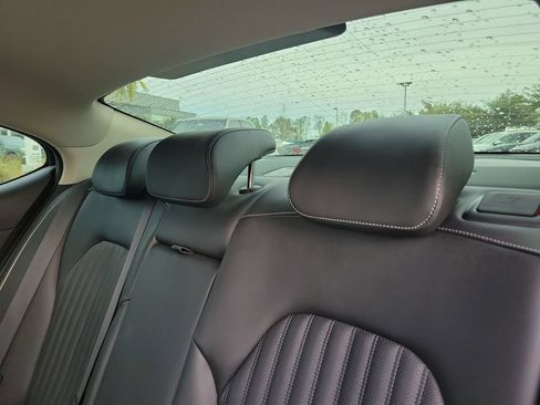 Used 2026 Genesis G70 2.5T Prestige RWD image 13