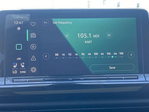 Used 2024 Volkswagen Atlas SEL AWD/4WD image 16