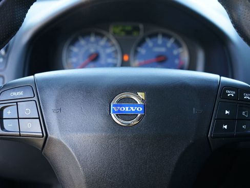 Used 2011 Volvo C30 T5 R-Design image 20