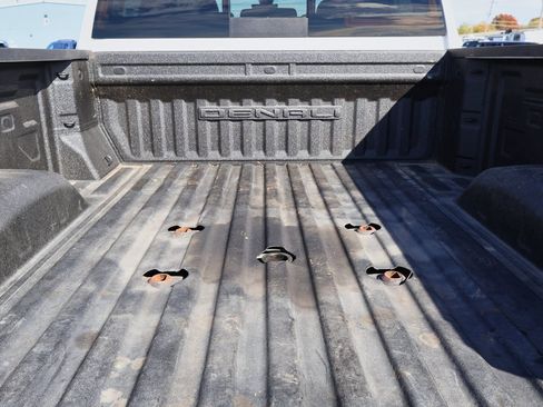 Used 2021 GMC Sierra 3500 Denali w/ Denali Ultimate Package image 6