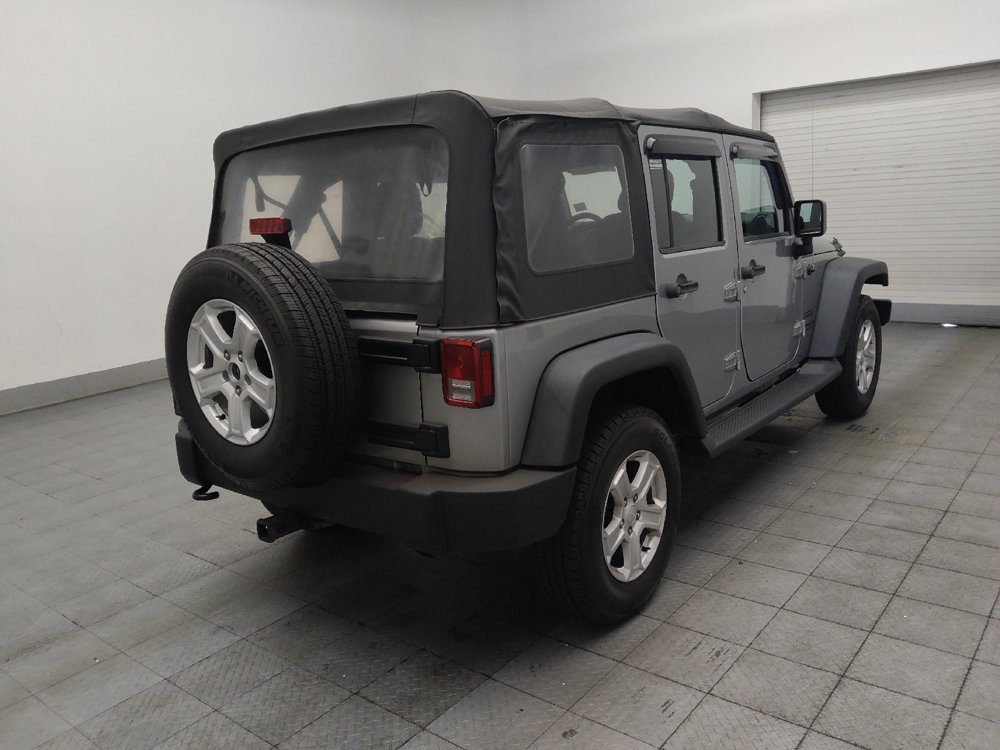 Used 2015 Jeep Wrangler Unlimited Sport w/ Connectivity Group AWD/4WD image 9