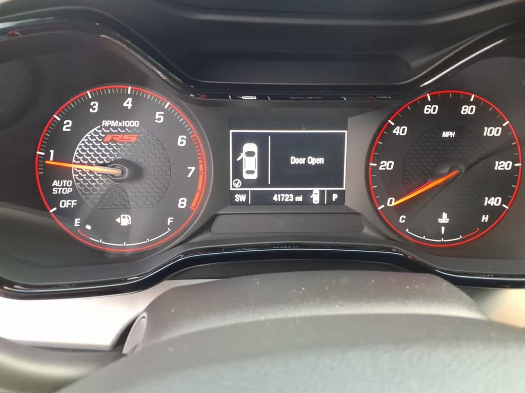 Certified 2024 Chevrolet Trax RS w/ Driver Confidence Package FWD image 27