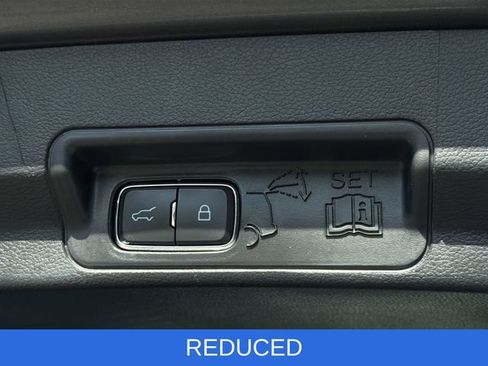 Used 2025 Ford Explorer ST-Line w/ ST-Line Street Pack AWD/4WD image 40
