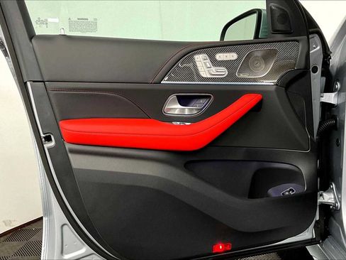 New 2025 Mercedes-Benz GLE 53 AMG 4MATIC Coupe image 12