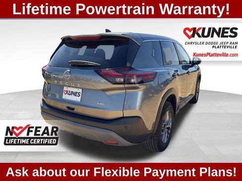Used 2023 Nissan Rogue S AWD/4WD image 3