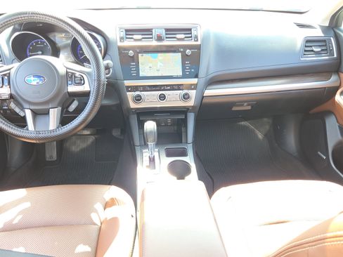 Used 2017 Subaru Outback 2.5i Touring w/ Popular Package #5A image 13