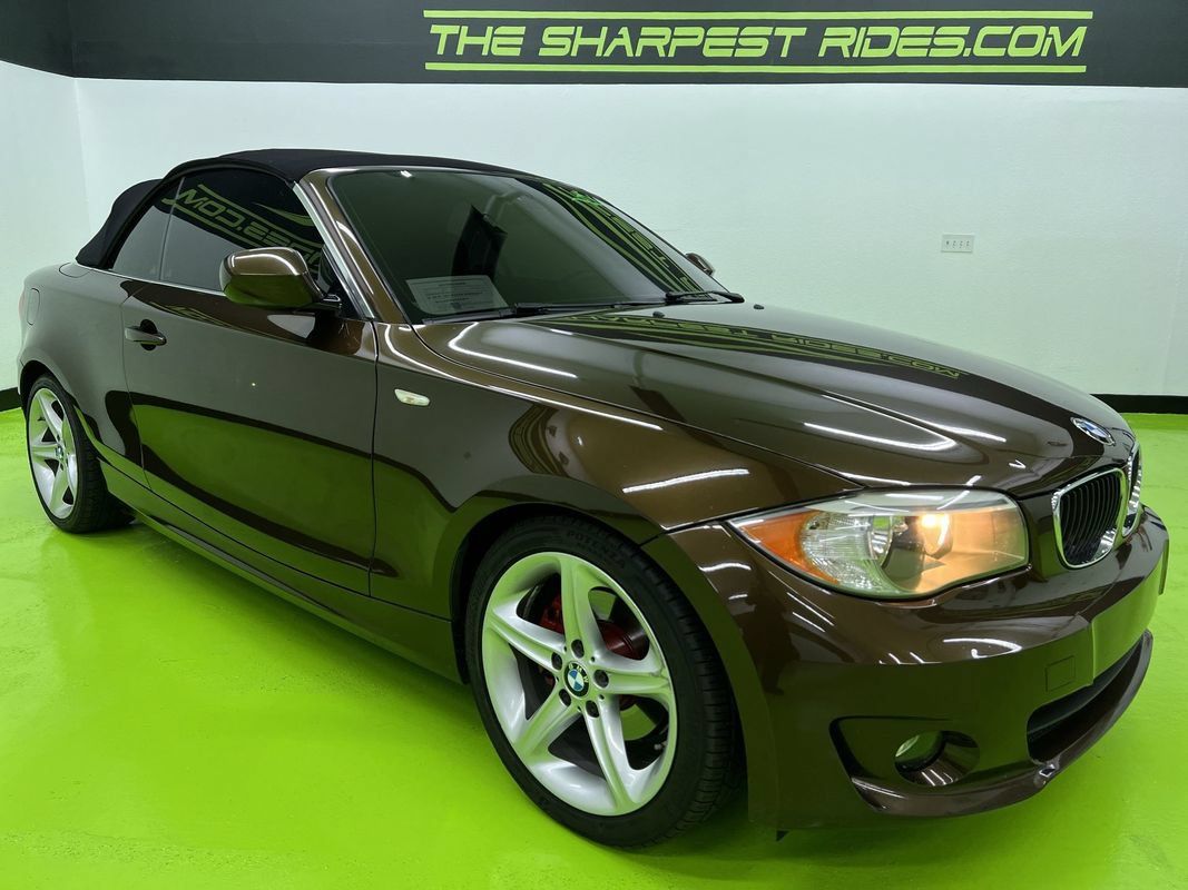 Used 2012 BMW 128i Convertible RWD image 2