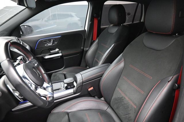 Used 2023 Mercedes-Benz GLA 35 AMG 4MATIC image 16