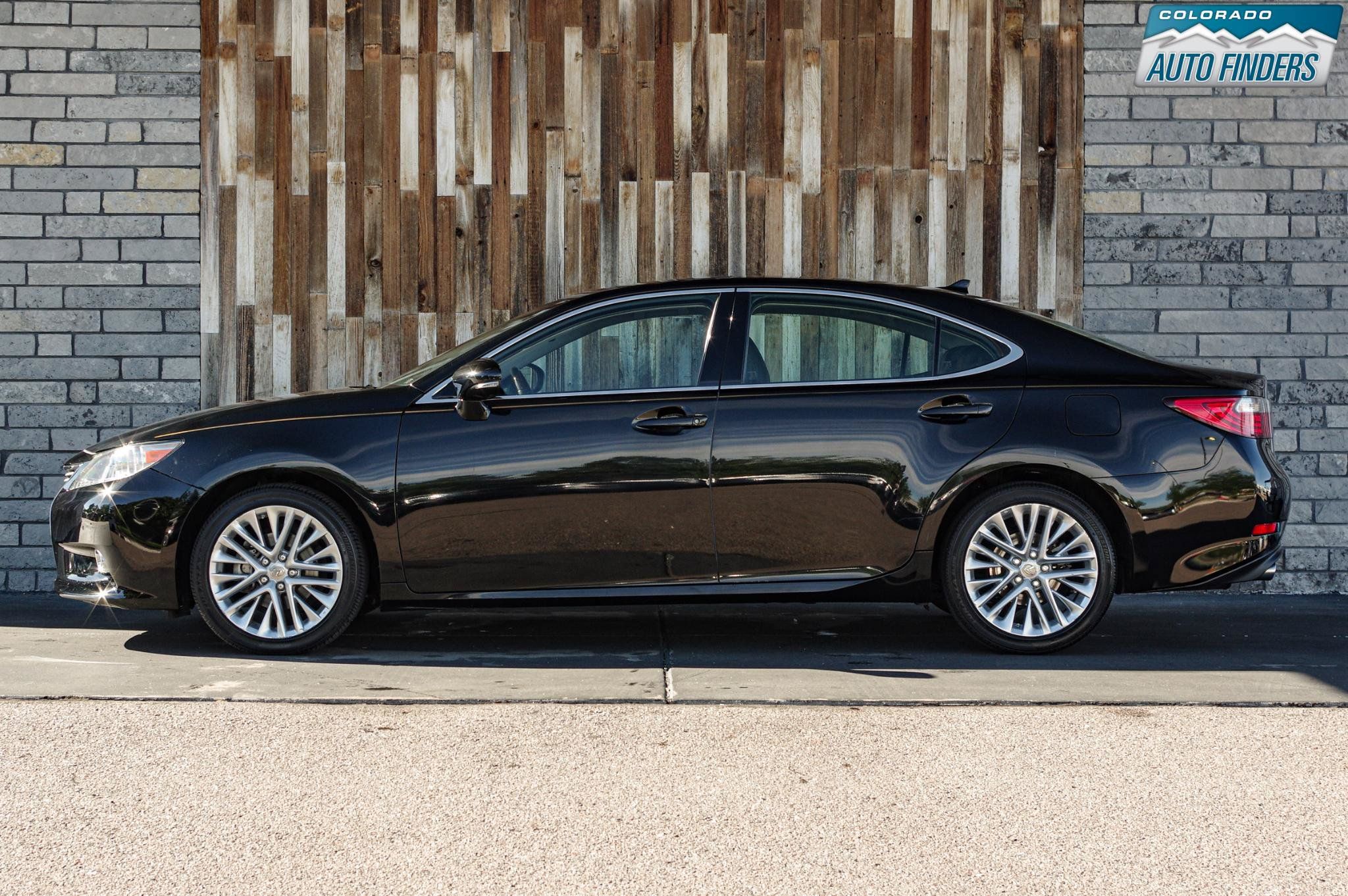 Used 2013 Lexus ES 350 w/ Luxury Pkg FWD image 3