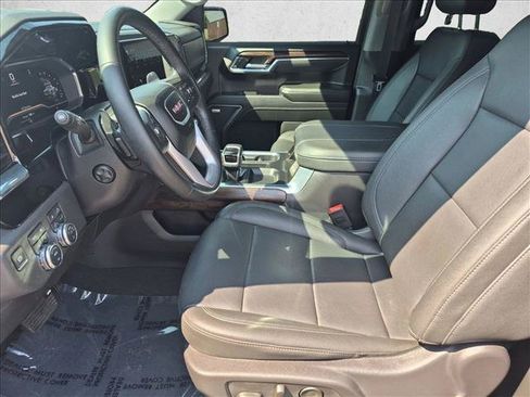 Used 2024 GMC Sierra 1500 SLT w/ SLT Premium Package AWD/4WD image 16