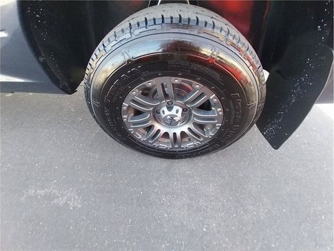 Used 2019 RAM 1500 Express AWD/4WD image 9