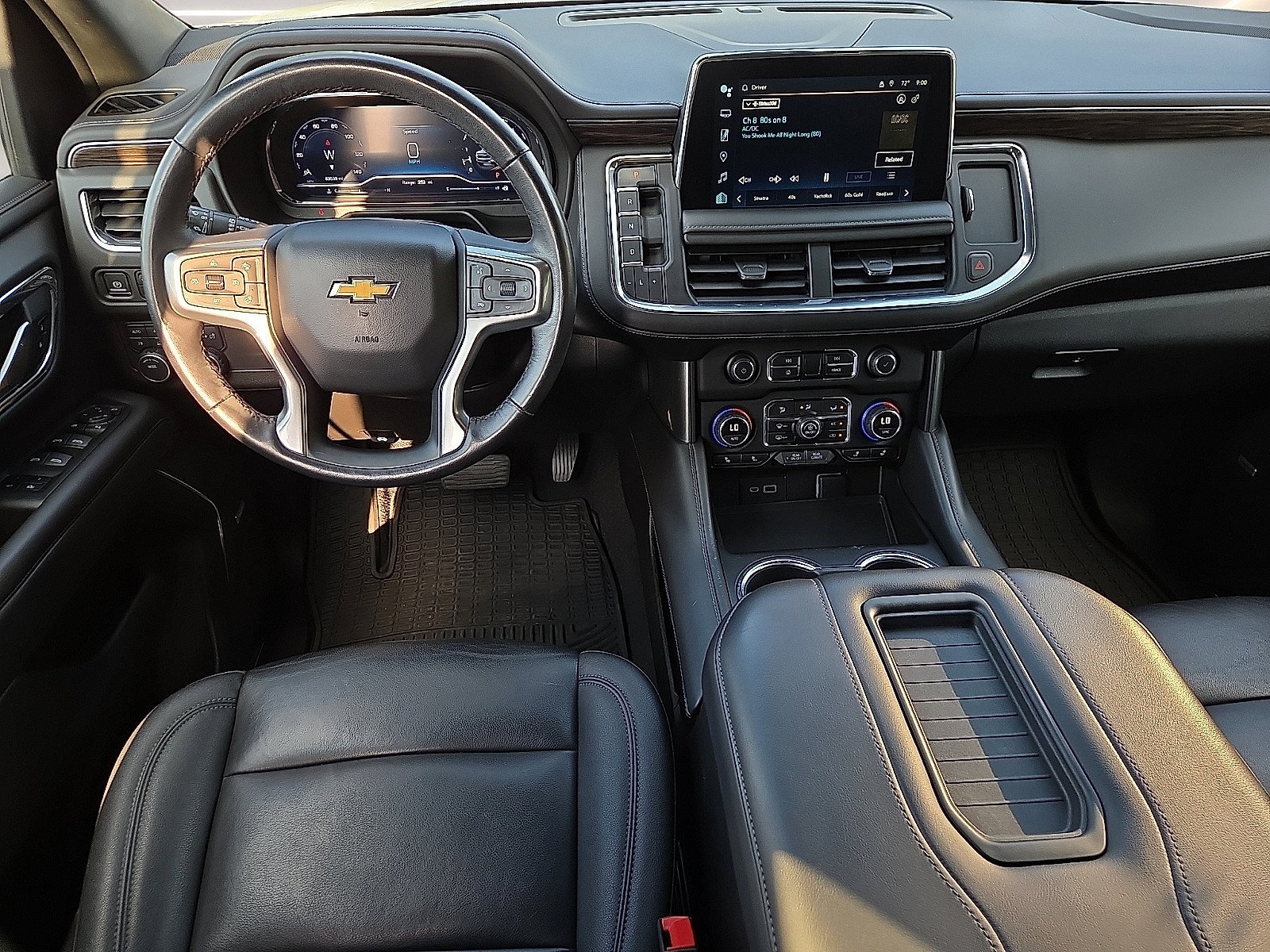 Used 2022 Chevrolet Tahoe LT w/ LT Signature Plus Package AWD/4WD image 12