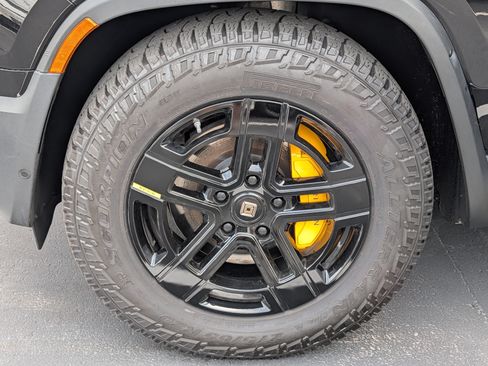 Used 2023 Rivian R1S Adventure Quad AWD/4WD image 15
