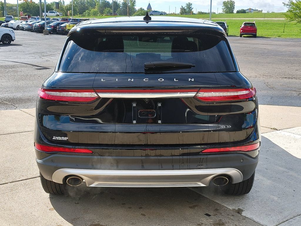 Used 2023 Lincoln Corsair AWD w/ Equipment Group 101A image 17