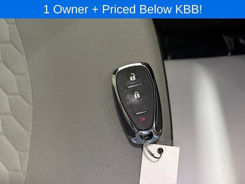 Used 2021 Chevrolet Equinox LS w/ LS Convenience Package AWD/4WD image 25