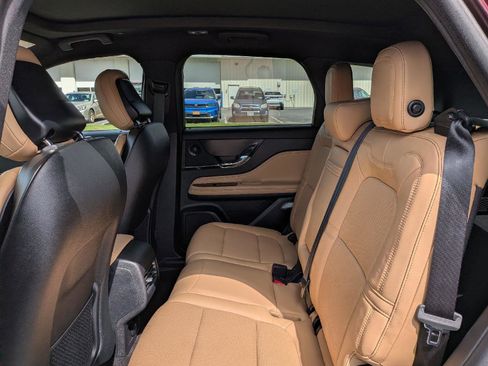 Used 2020 Lincoln Corsair Reserve AWD/4WD image 21