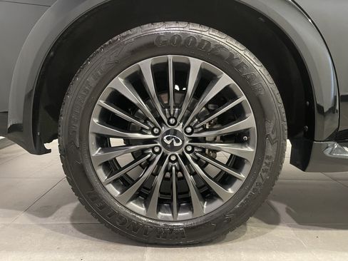 Used 2023 INFINITI QX80 Sensory w/ Cargo Package AWD/4WD image 9